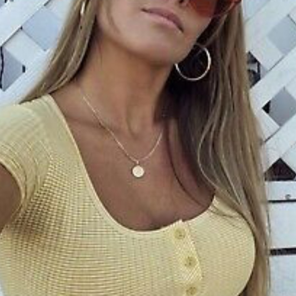 UO yellow white stripped cropped tee!